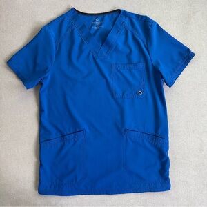 Cherokee Infinity Men’s 3 Pocket Stretch Scrub Top. Royal Blue. Small.